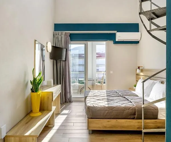 Sunshine Aparthotel 3*